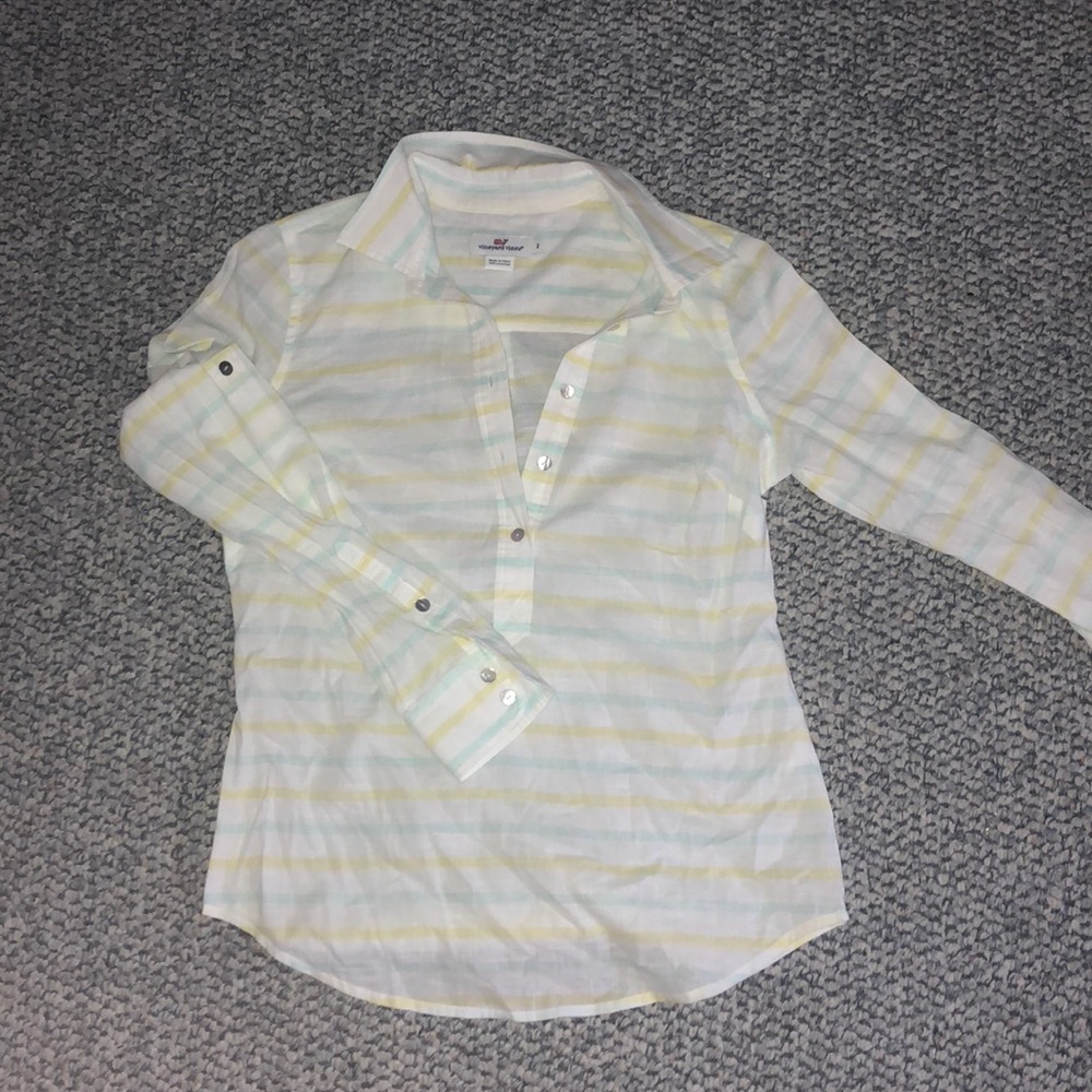 VV Half Button Down
